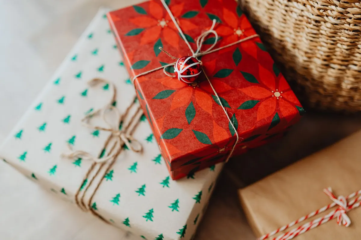 Build a Holiday Gift Recommendation Model: A Festive Deep Learning Project